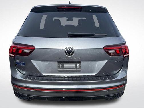 2022 Volkswagen Tiguan 2.0T SE R-Line Black 4MOTION