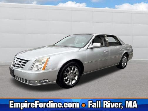 2010 Cadillac DTS Luxury Collection