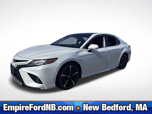 Wind Chill Pearl 2019 Toyota Camry XSE