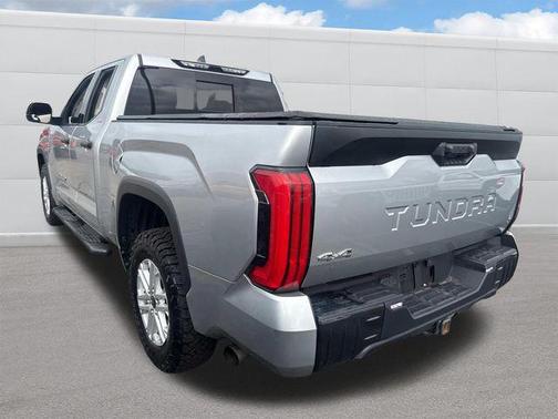 2022 Toyota Tundra SR5
