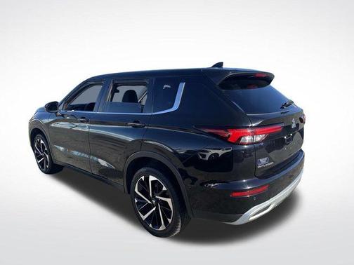 2023 Mitsubishi Outlander SE Special Edition 2WD