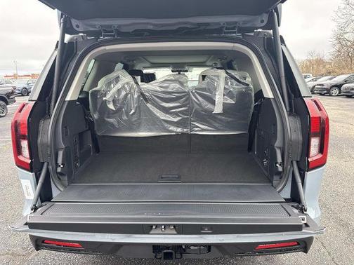 Glacier Gray Metallic Tri-Coat 2026 Ford Expedition Active