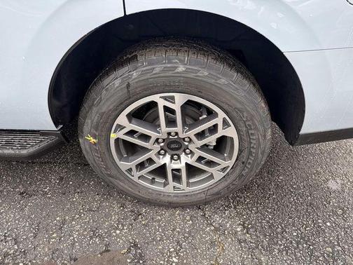 Glacier Gray Metallic Tri-Coat 2026 Ford Expedition Active