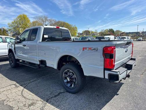 2025 Ford F-250 XL