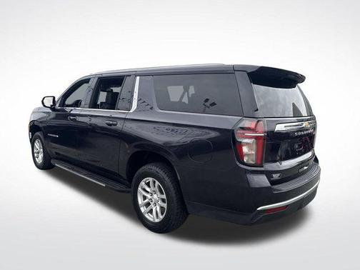 2024 Chevrolet Suburban LT