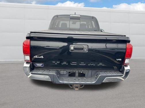 2018 Toyota Tacoma SR5