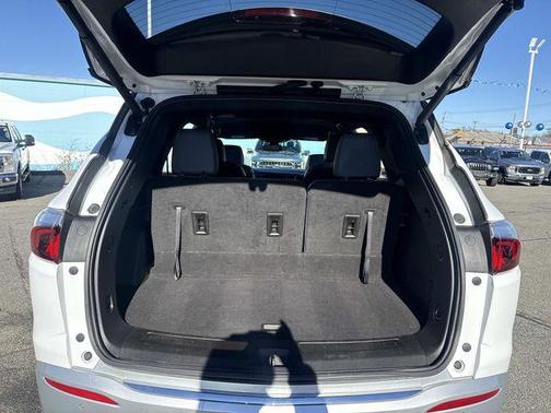 2023 Buick Enclave Essence FWD