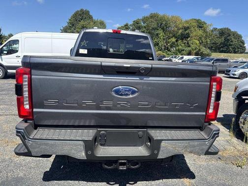 2026 Ford F-350 Lariat