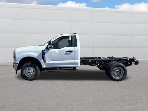 2025 Ford F-350 XL