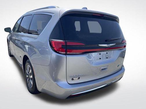 2021 Chrysler Pacifica Hybrid Touring L
