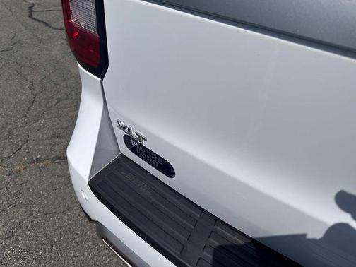 Oxford White 2022 Ford Expedition Max XLT