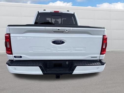 Oxford White 2023 Ford F-150 XLT