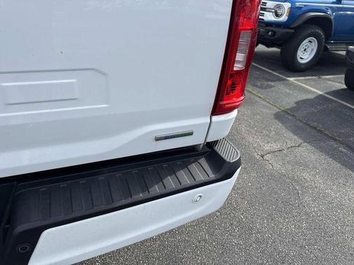 Oxford White 2023 Ford F-150 XLT