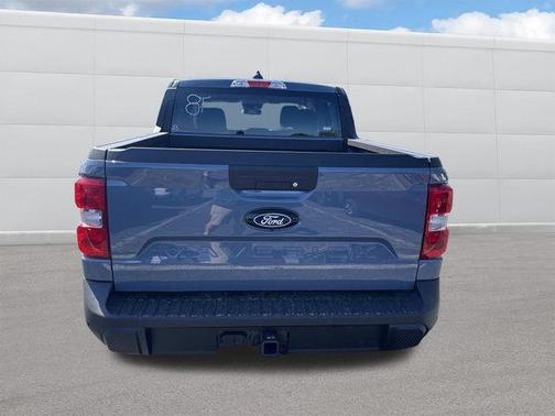 Azure Gray Metallic Tri-Coat 2026 Ford Maverick XLT