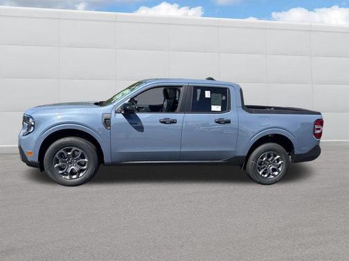 Azure Gray Metallic Tri-Coat 2026 Ford Maverick XLT