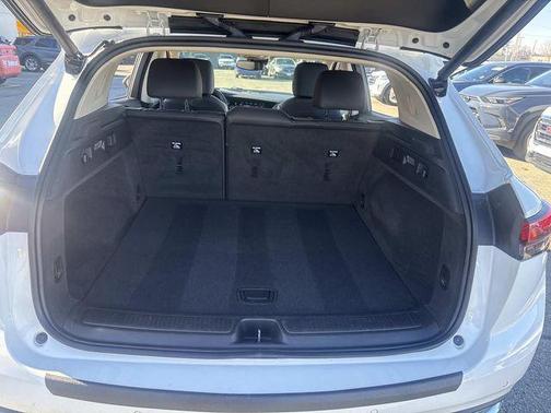 2023 Buick Envision Essence FWD