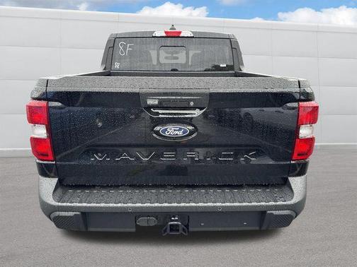 Shadow Black 2026 Ford Maverick Lariat