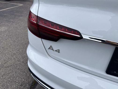 2023 Audi A4 45 S line Premium Plus