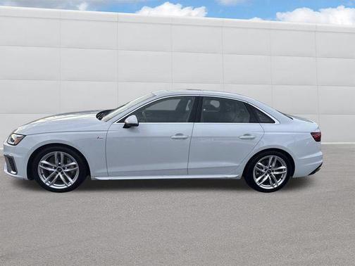 2023 Audi A4 45 S line Premium Plus