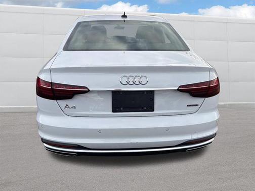 2023 Audi A4 45 S line Premium Plus