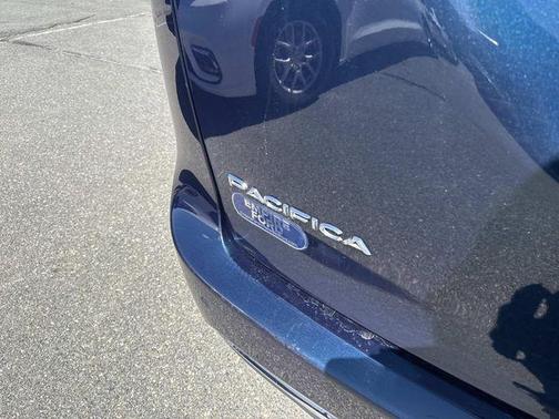 Blue Pearl 2024 Chrysler Pacifica Hybrid Select