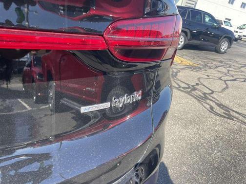 2023 Hyundai SANTA FE HEV SEL Premium
