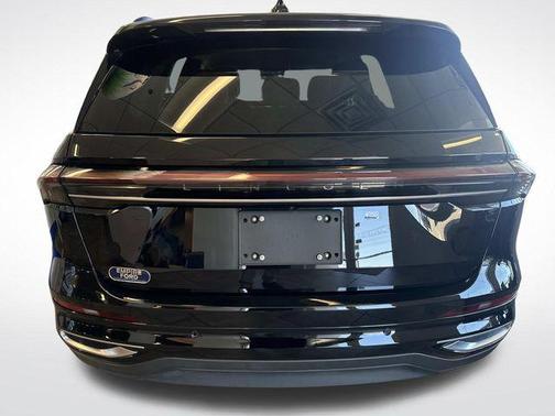 Black Metallic 2025 Lincoln Nautilus Premiere