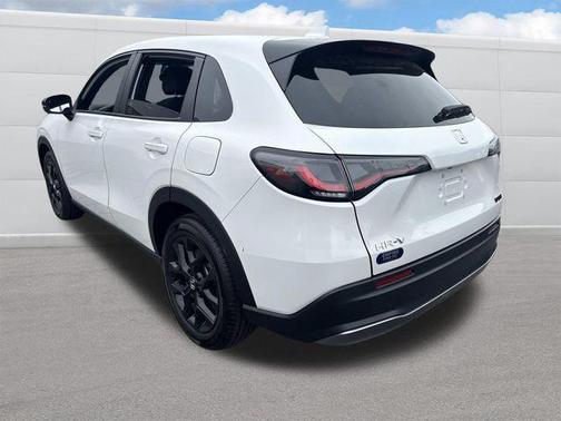 Platinum White 2025 Honda HR-V 2WD Sport