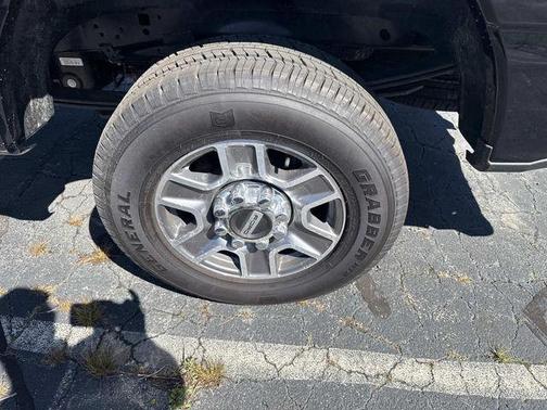 Agate Black Metallic 2026 Ford F-250 Lariat