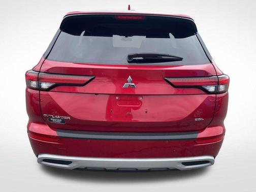 2023 Mitsubishi Outlander SEL 2.5 2WD