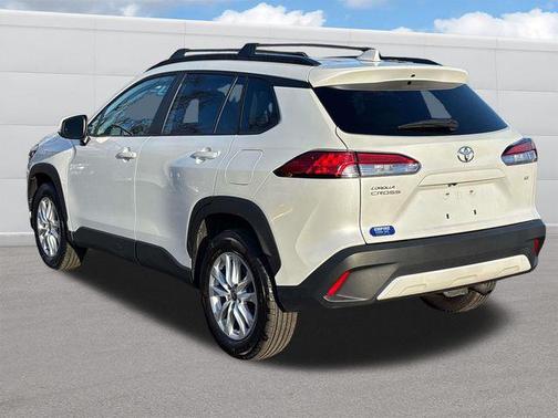 2022 Toyota Corolla Cross LE