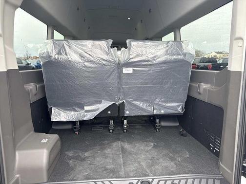 2026 Ford Transit-350 XL