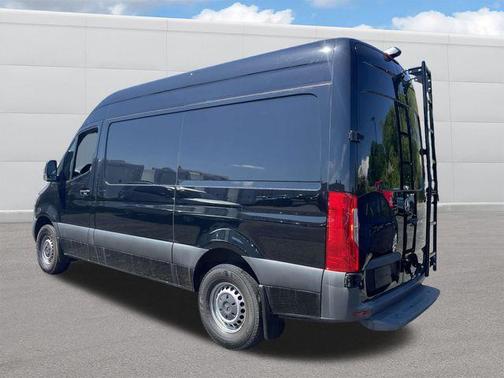 2020 Mercedes-Benz Sprinter 2500 Standard Roof