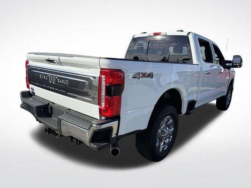 Oxford White 2023 Ford F-250 King Ranch