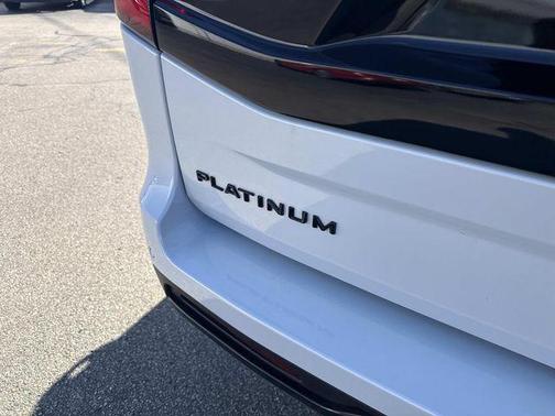 Silver Metallic 2025 Ford Expedition Platinum