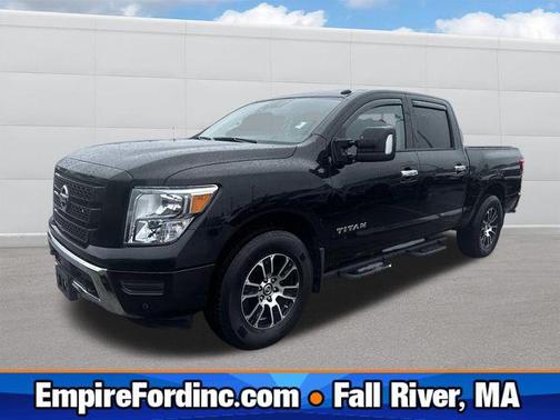 2021 Nissan Titan SV