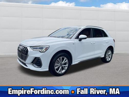 2024 Audi Q3 Premium 45 TFSI S line quattro Tiptronic