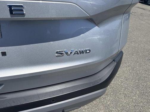 Brilliant Silver Metallic 2023 Nissan Rogue SV