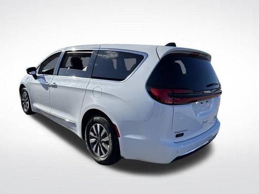 2023 Chrysler Pacifica Hybrid Limited