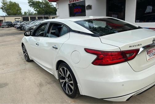 Pearl White 2016 Nissan Maxima 3.5 SV