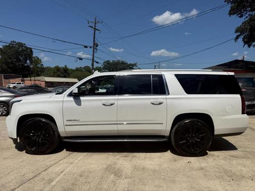 Pearl White 2017 GMC Yukon XL Denali