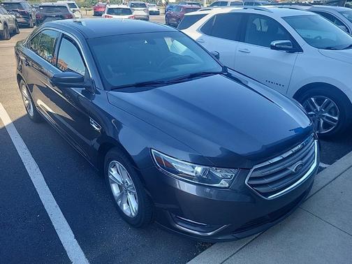 2015 Ford Taurus SEL