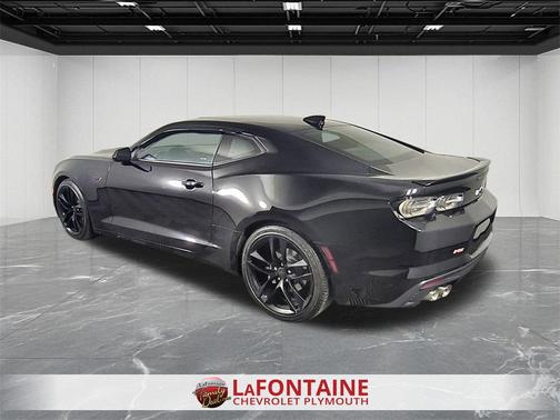 2023 Chevrolet Camaro RWD Coupe LT1