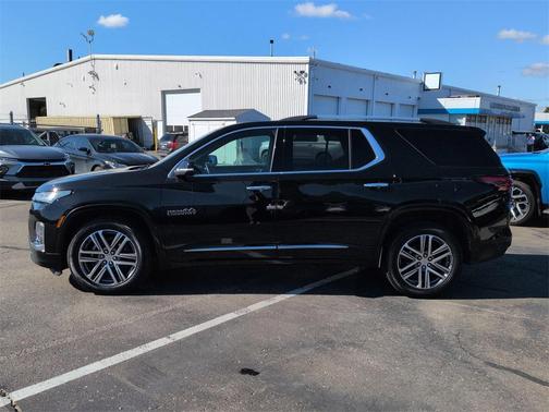 2023 Chevrolet Traverse High Country