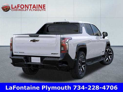 2025 Chevrolet Silverado EV RST