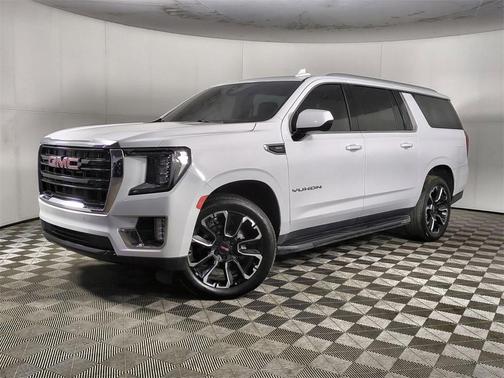 2022 GMC Yukon XL SLE