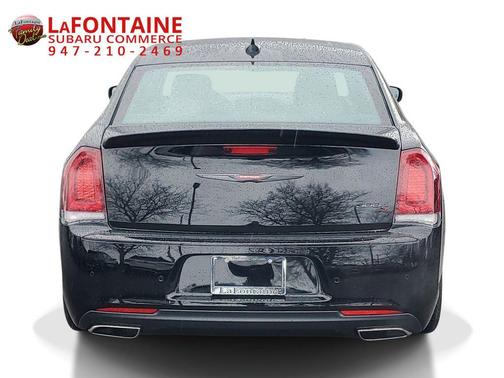 Gloss Black 2022 Chrysler 300 S