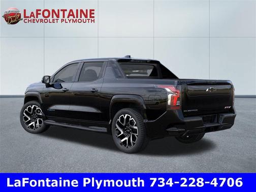 2025 Chevrolet Silverado EV RST