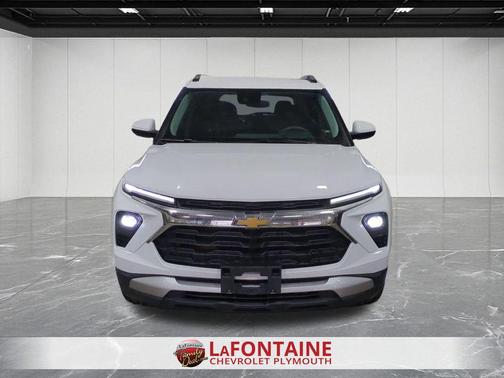 Summit White 2025 Chevrolet Trailblazer LT