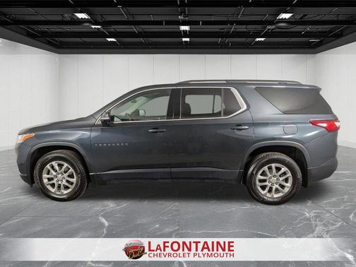 Graphite Metallic 2020 Chevrolet Traverse LT Leather